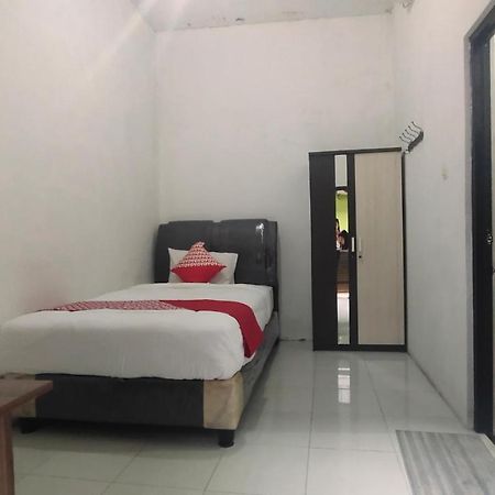 Oyo 90157 Griya Andon Syariah Hotel Cirebon Eksteriør billede