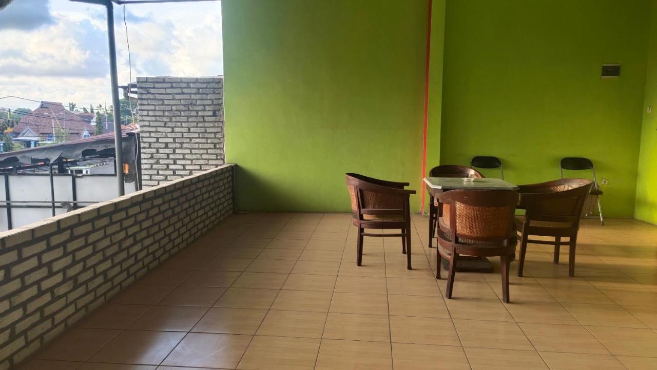Oyo 90157 Griya Andon Syariah Hotel Cirebon Eksteriør billede