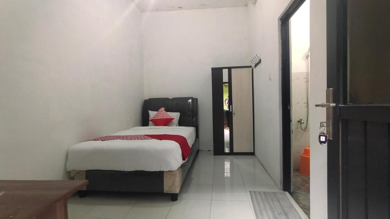 Oyo 90157 Griya Andon Syariah Hotel Cirebon Eksteriør billede